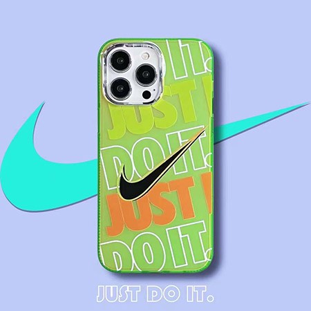 アイホン 15プラス nike スマホケース 