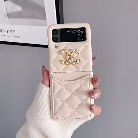 chanel シャネル アイホン 15プラス スマホケース 