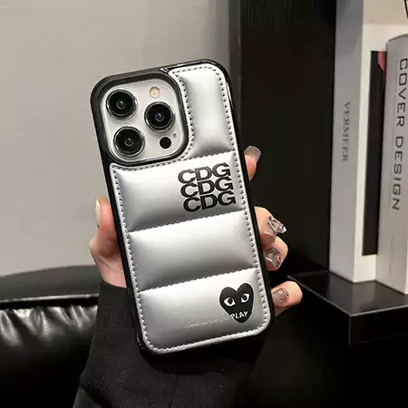 iphone 15プラス comme des garçons コムデギャルソン カバー 