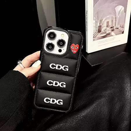 iphone 15 スマホケース comme des garçons風 