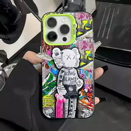 kaws 携帯ケース iphone15プラス 