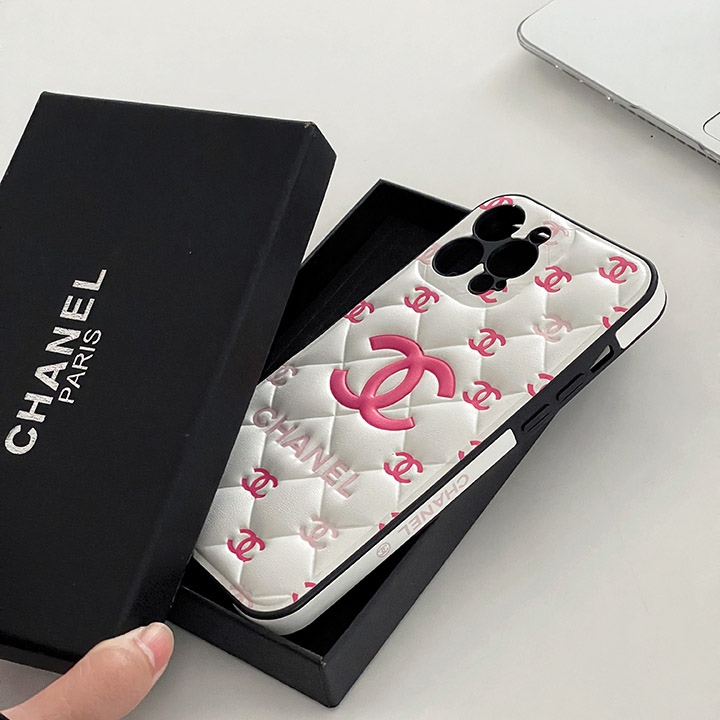 ブランド スマホケース アイフォン 15plus chanel シャネル 