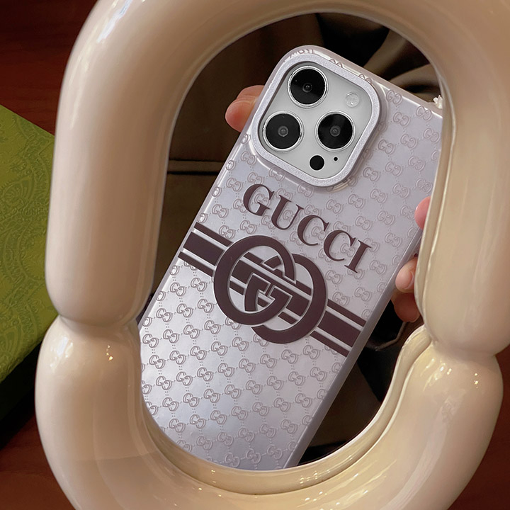 グッチ gucci スマホケース iphone 15 