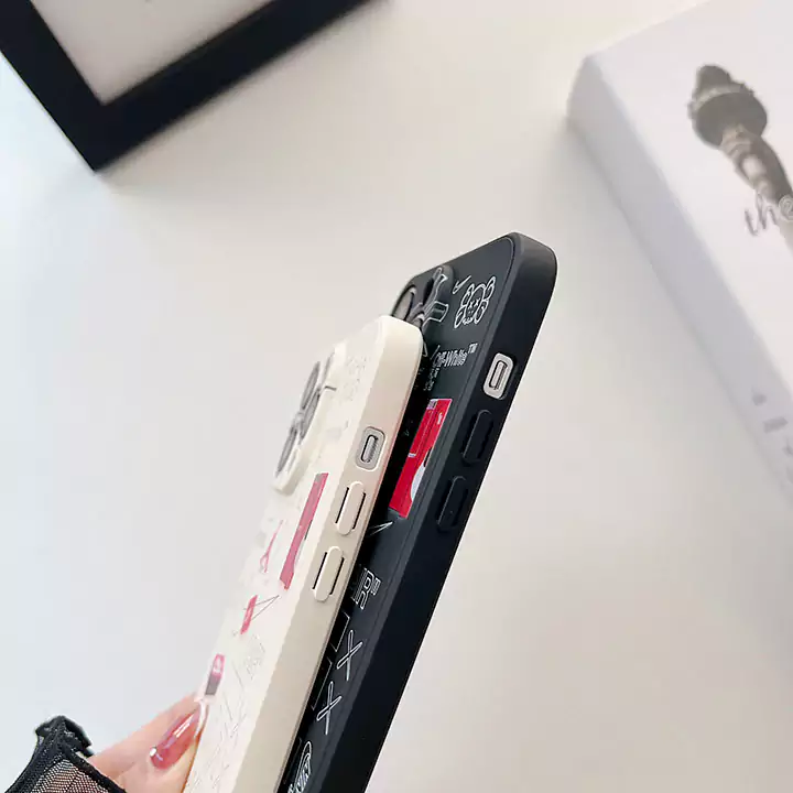 ブランド スマホケース iphone15 