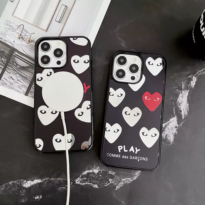 iphone15 comme des garçons風 スマホケース 